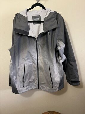 The North Face Fuseform Dot Matrix-Men’s